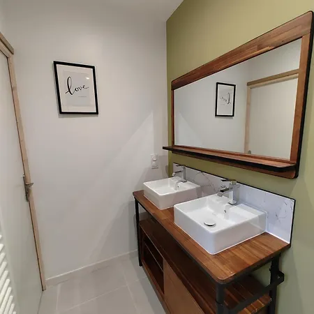 Magnifique Duplex De 135 M2 Pour Vos Sejours Jusqu'a 10 A Appartement