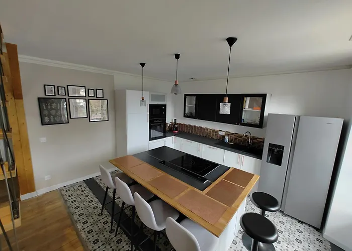 Magnifique Duplex De 135 M2 Pour Vos Sejours Jusqu'a 10 A Lourdes