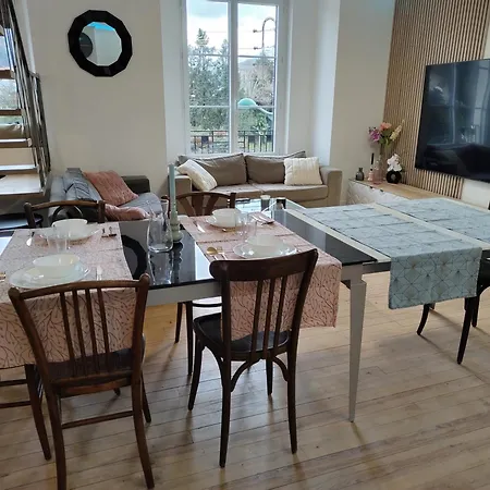 Magnifique Duplex De 135 M2 Pour Vos Sejours Jusqu'a 10 A شقة *